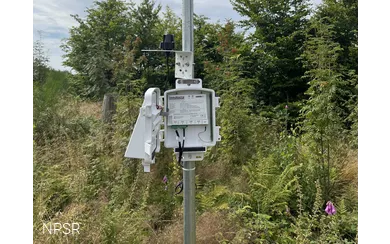 Die Station Enviro- Monitor, die ab Herbst 2024 Wetterdaten von der Hohen Bracht liefert.
