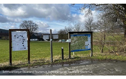 Wanderportal und Wanderparkplatz Almert