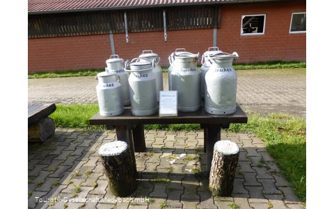 Unterwegs auf den Milchstationen in Medebach-Referinghausen