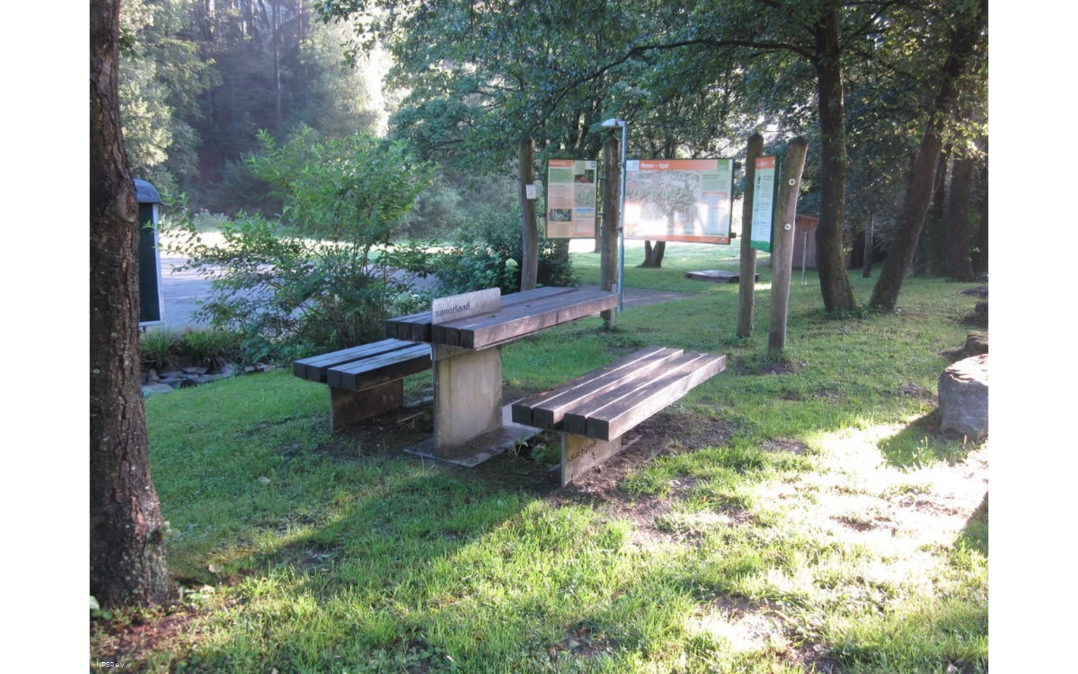 Rastmöglichkeit am Wanderparkplatz Ispei