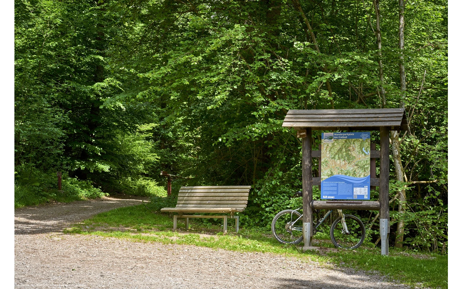Wanderparkplatz am Freibad Zitzenbach, Kreuztal-Ferndorf