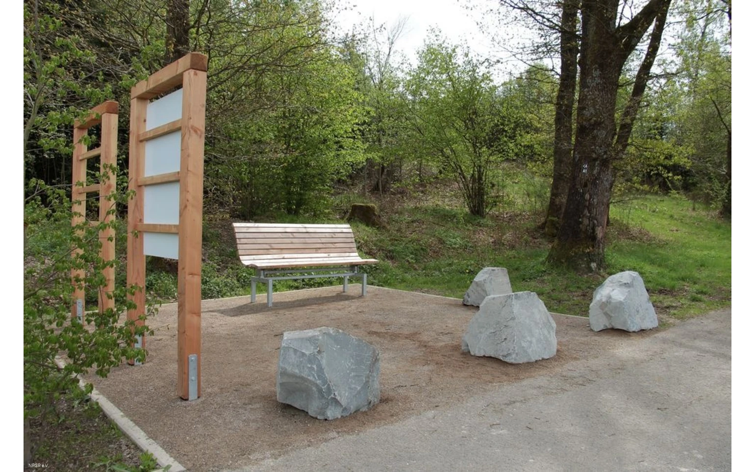 Rastplatz am Wanderparkplatz Heed