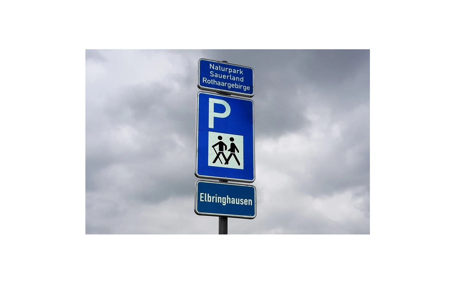 Hinweisschild Wanderparkplatz