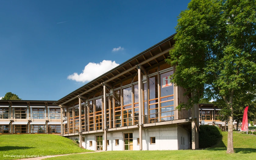 Schmallenberger Sauerland Tourismus im Holz- und Touristikzentrum Schmallenberg