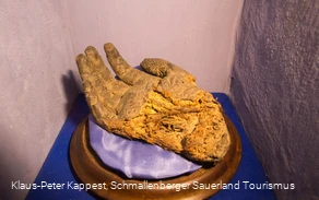 Mystisch: Die "Schwarze Hand" von Bödefeld