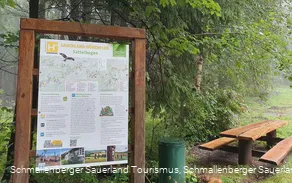 Infoschild auf dem dem Sattelbogen