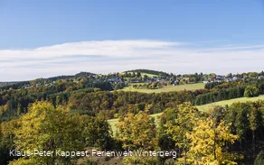 Blick auf Langewiese und die Höhe