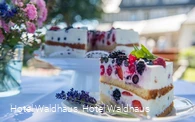 Hausgebackener Kuchen im Hotel Waldhaus Föckinghausen