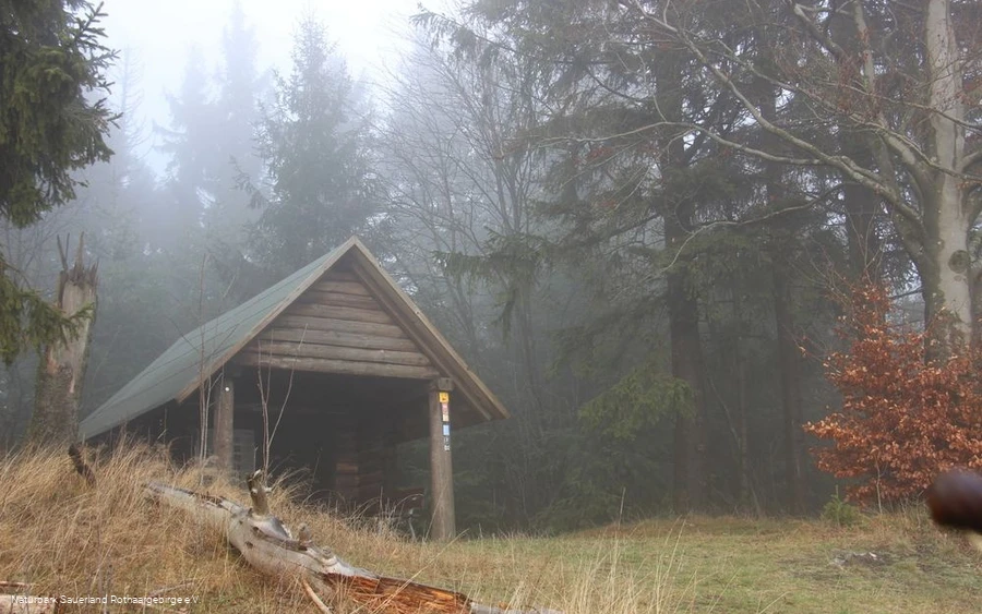 Idyllisch gelegen: Die Schutzhütte Kalied