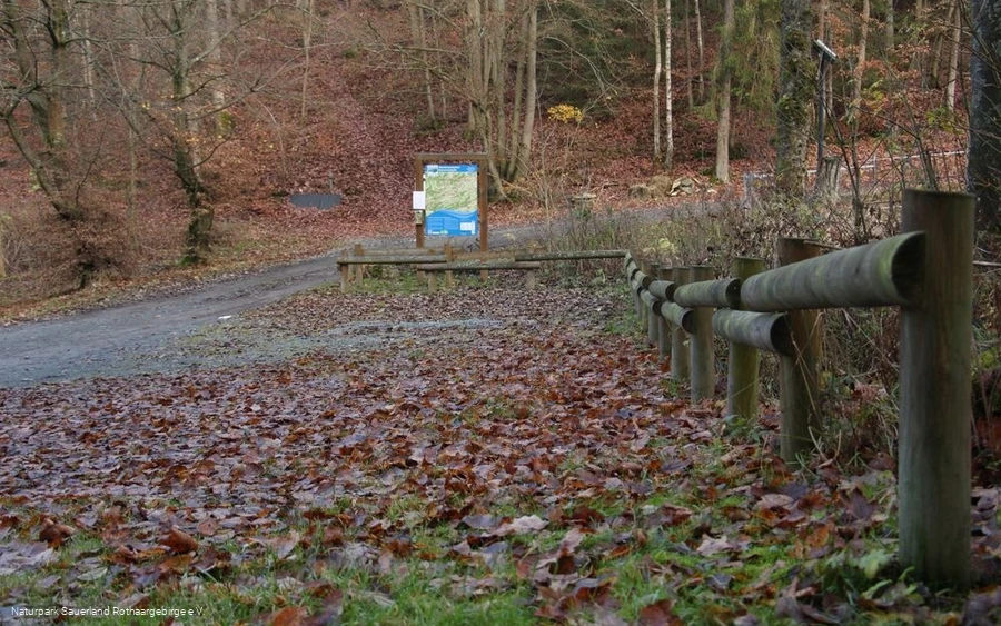 ... Blick zum Wanderparkplatz