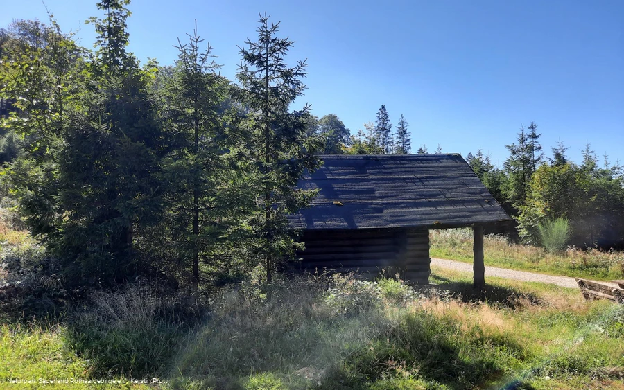 Schutzhütte Hühnerkamp (1).jpg