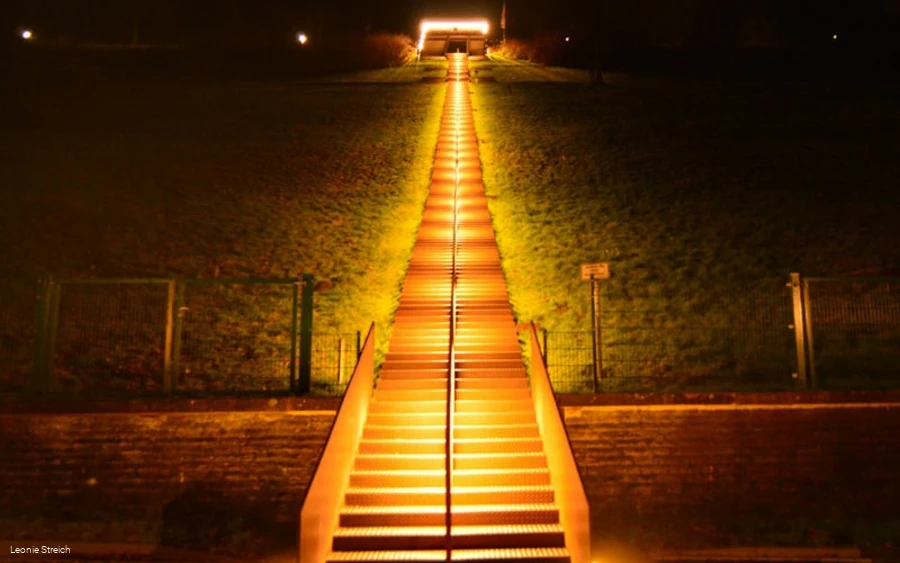 Himmelstreppe bei Nacht