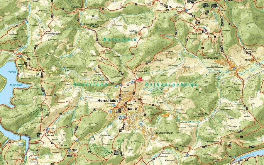 Wanderinformationstafel am Wanderparkplatz Linde