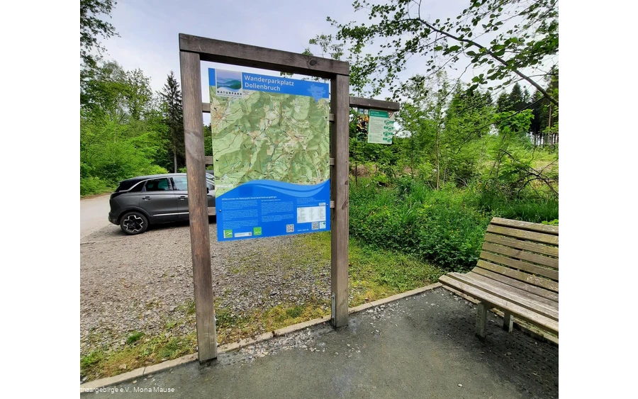 Tafel am Wanderparkplatz Dollenbruch