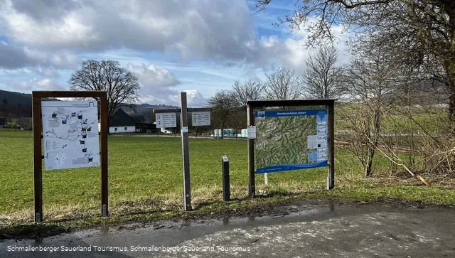 Wanderportal und Wanderparkplatz Almert