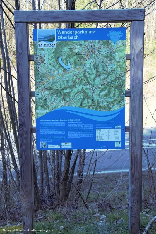 Infotafel am Wanderparkplatz Oberbach