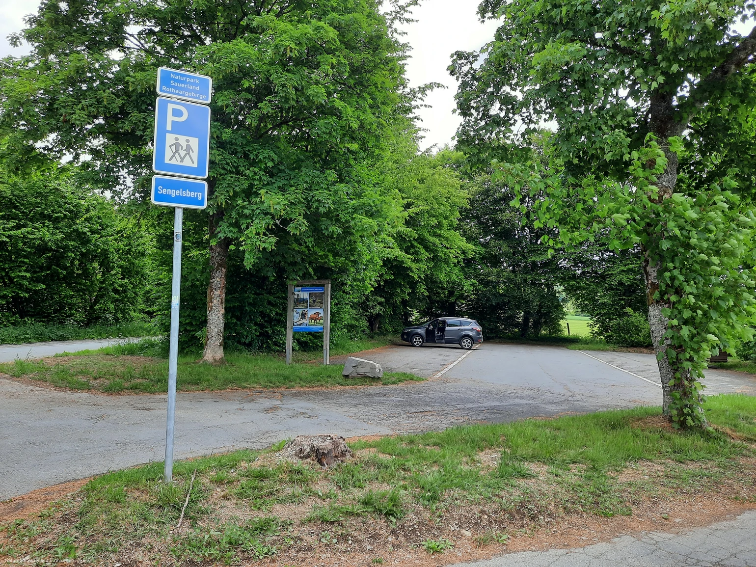 Wanderparkplatz unweit des Berleburger Schlosses