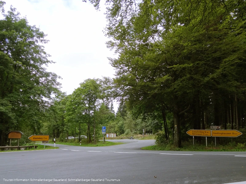 Wanderparkplatz "Großes Bildchen" auf der Hunau Wanderparkplatz "Großes Bildchen" auf der Hunau