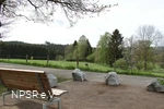 Rastplatz mit Blick zum Dorf Heed