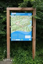 Informationstafel am Wanderparkplatz Homert